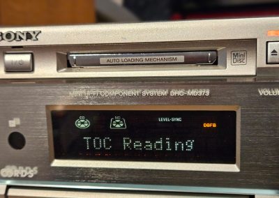 1999 Sony Mini Hi-Fi Component System DHC-MD373 - f71831c4 64cb 44a9 a9d2 05727e7ba6e3